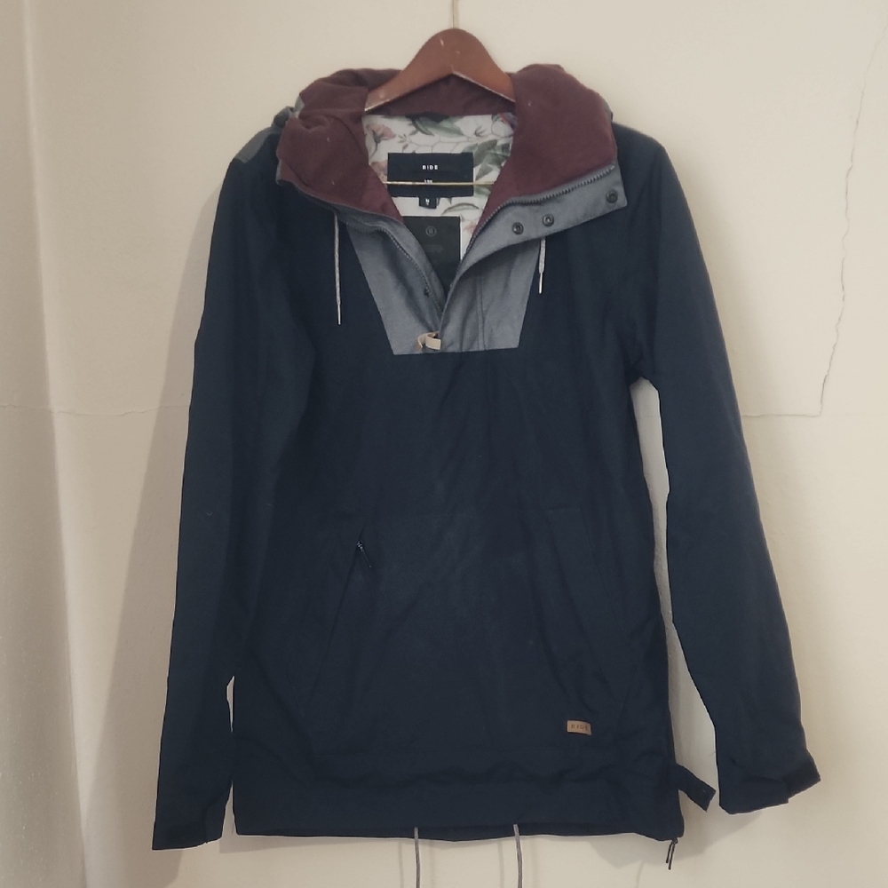 Ride Women's Dark Blue and Burgundy Lightweight Jacket